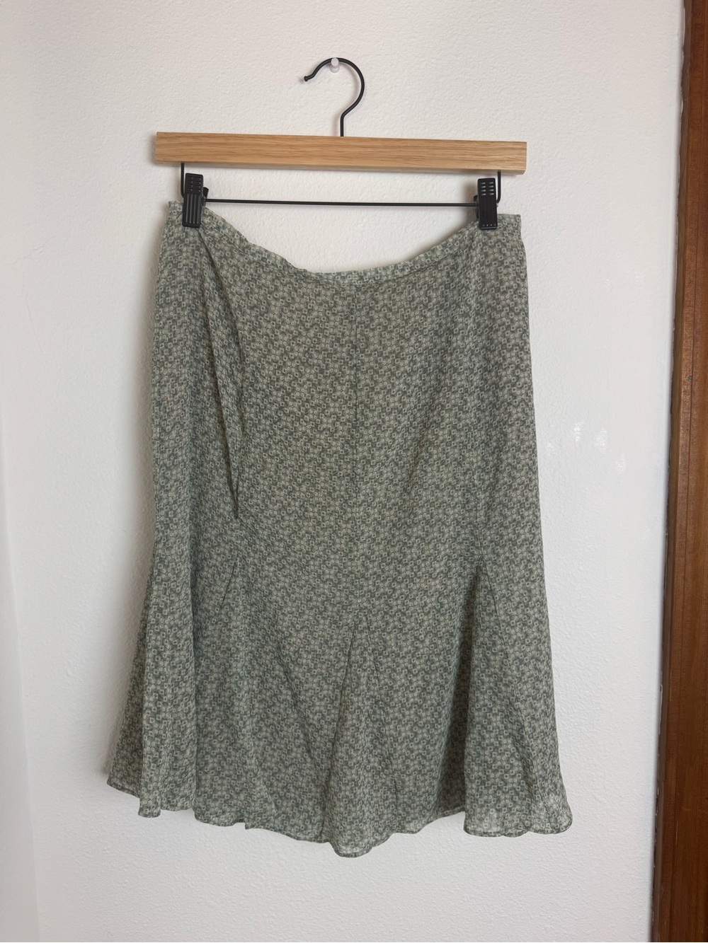 Liz Claiborne Sage Green Floral Midi Skirt